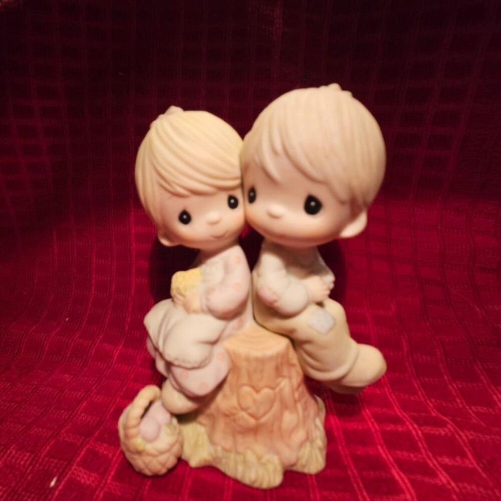 Precious Moments 'Love one Another'